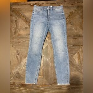 H&M Light Blue Skinny Jeans - Fitted Stretch Denim